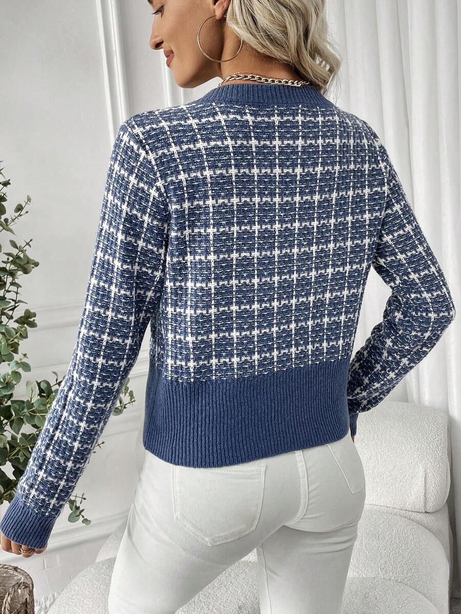 Cheltenham Plaid Tweed Look Cropped Knit Cardigan with Buttons