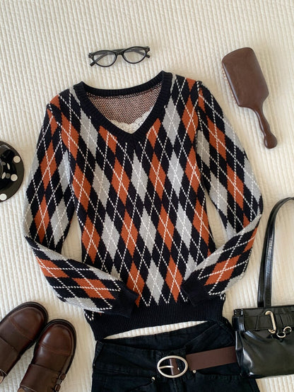 Saskia Slim V Neck Twist Cable Knit Sweater with Contrast Trim - Argyle