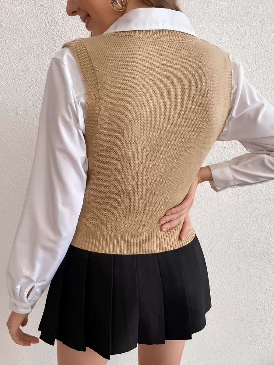 Winifred Classic Cable Knit V-Neck Sleeveless Sweater Vest - Camel