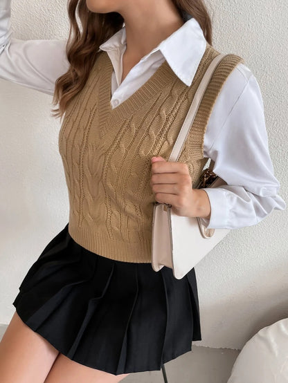 Winifred Classic Cable Knit V-Neck Sleeveless Sweater Vest - Camel