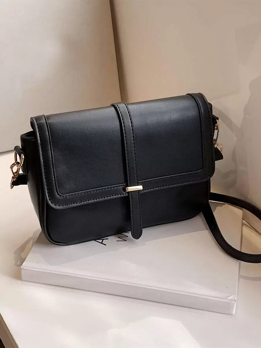 Kilkenny Vintage Flap Crossbody Bag with Buckle Strap