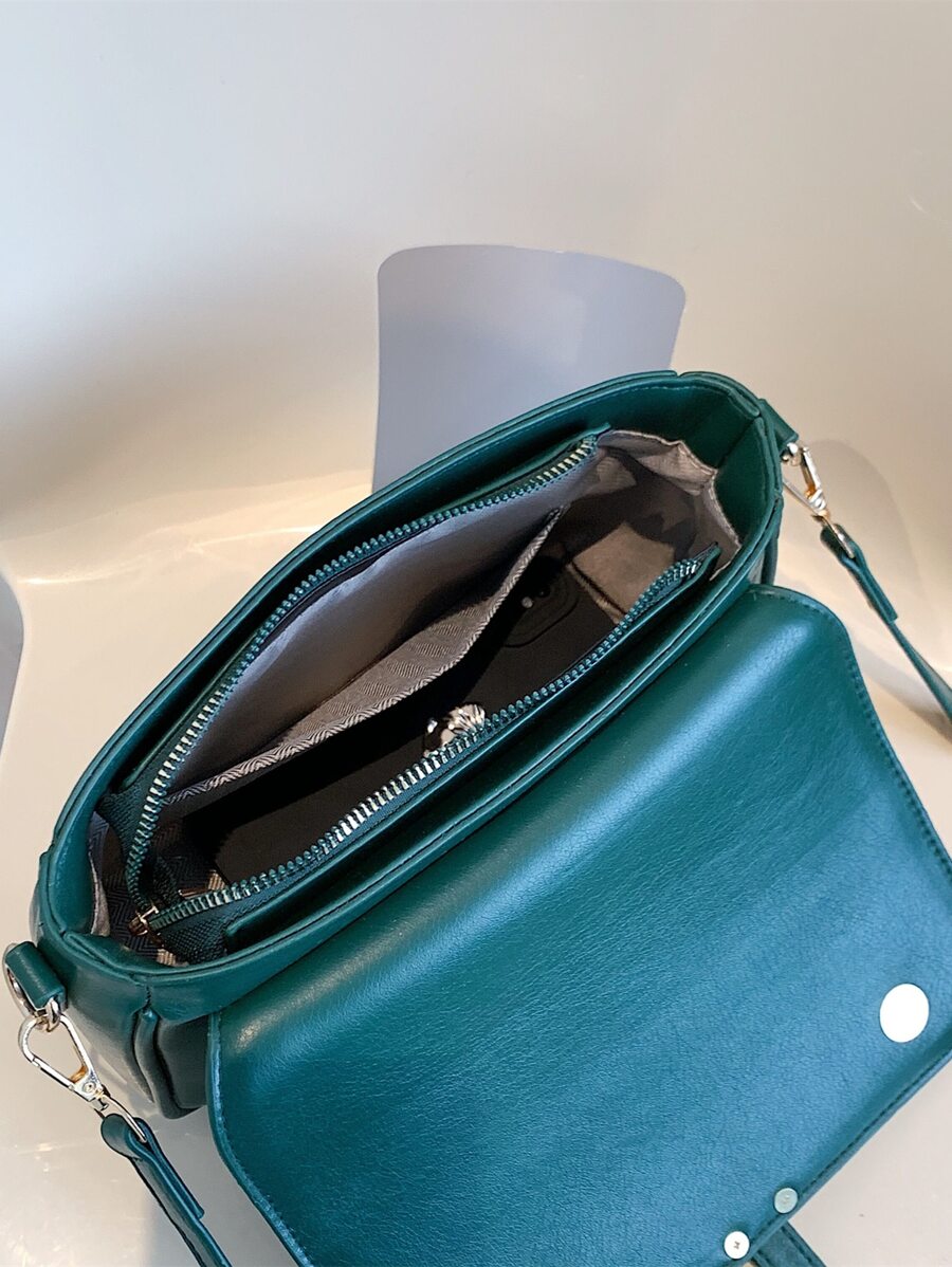 Kilkenny Vintage Flap Crossbody Bag with Buckle Strap