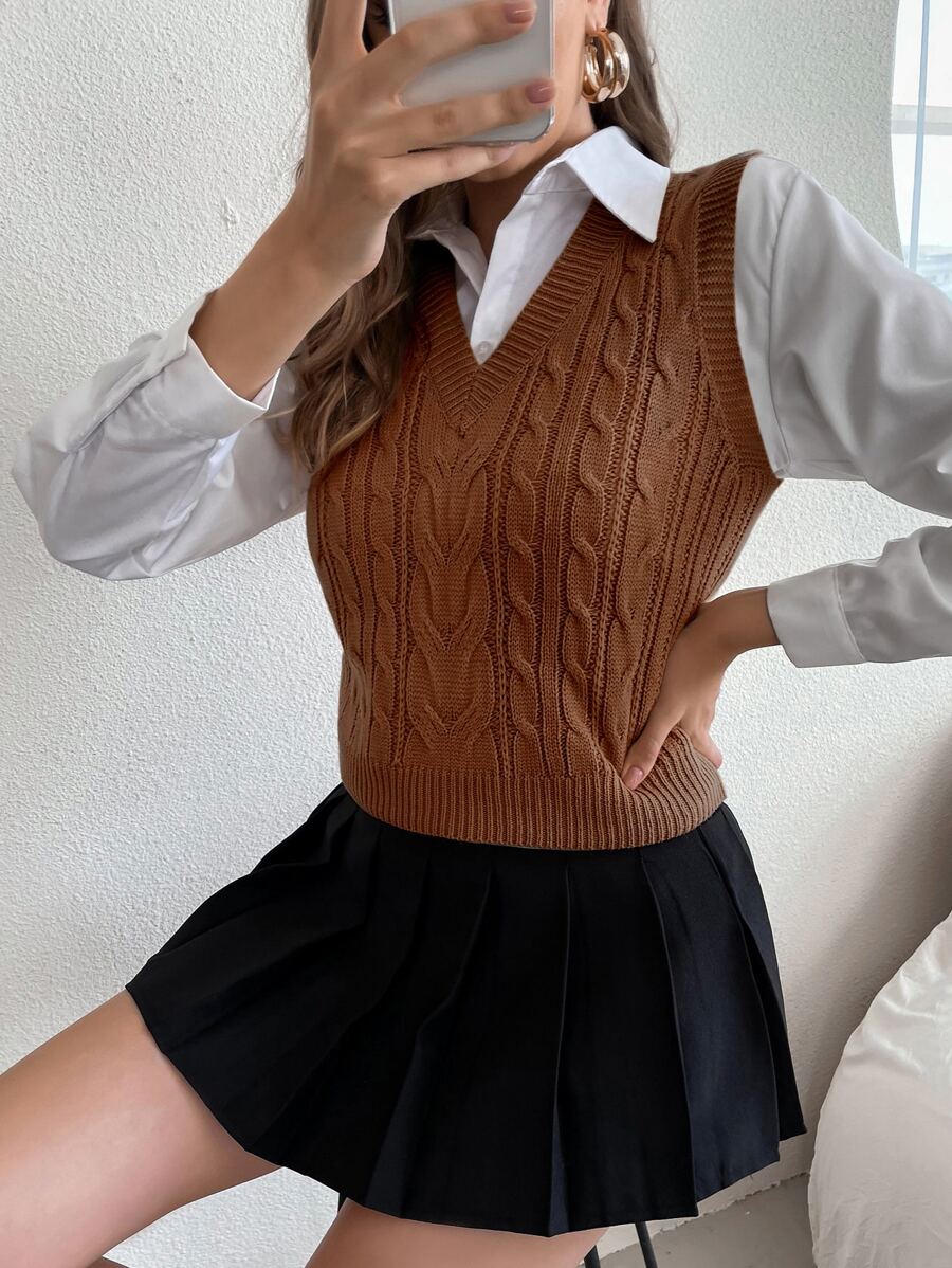 Winifred Classic Cable Knit V-Neck Sleeveless Sweater Vest - Cinnamon