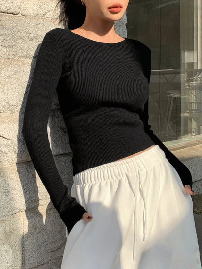 Krakow Ribbed Knit Crew Neck Fitted Pullover Sweater
