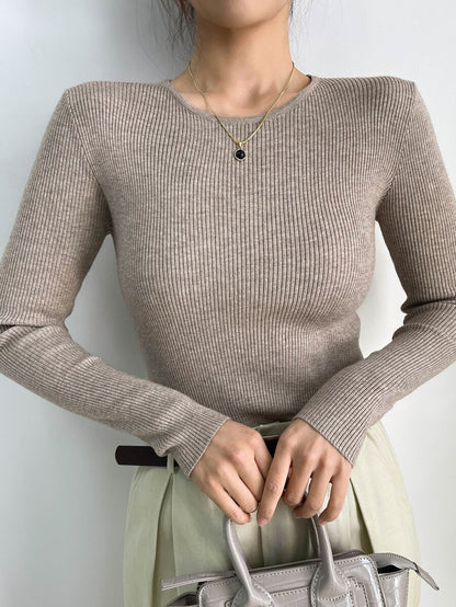 Krakow Ribbed Knit Crew Neck Fitted Pullover Sweater