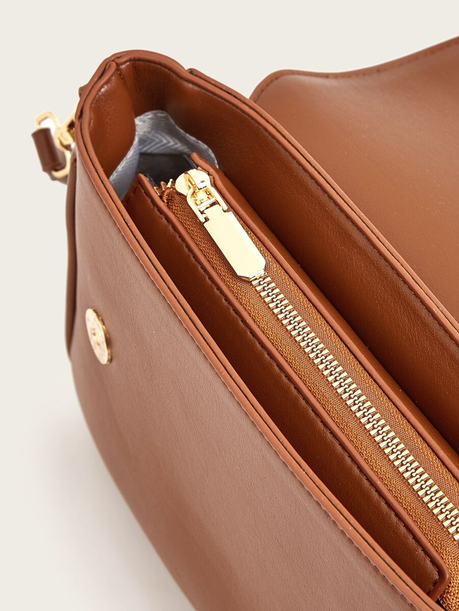 Kilkenny Vintage Flap Crossbody Bag with Buckle Strap