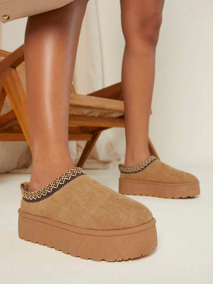 Solezae Women's Faux Suede Round Toe Slip On Fluffy Flatform Slippers Mother's Day Present For Christmas Valentine's Day Mensa