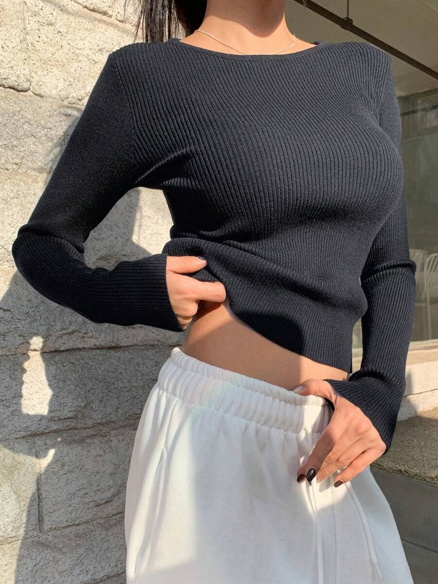Krakow Ribbed Knit Crew Neck Fitted Pullover Sweater