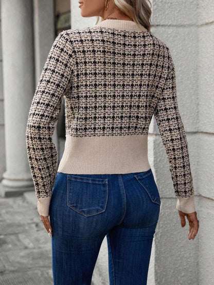 Cheltenham Plaid Tweed Look Cropped Knit Cardigan with Buttons