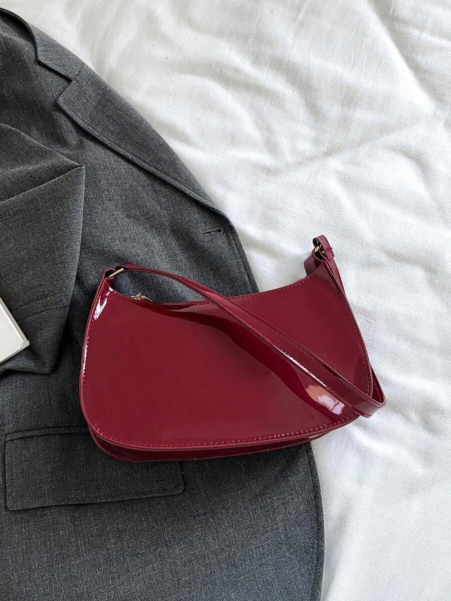 Women's Curved Shoulder Bag, Small Faux Leather Underarm Purse for Everyday and Evening