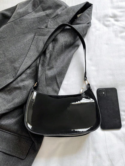 Women's Curved Shoulder Bag, Small Faux Leather Underarm Purse for Everyday and Evening