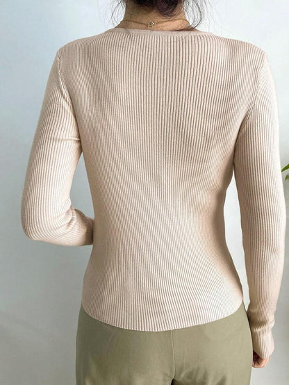 Krakow Ribbed Knit Crew Neck Fitted Pullover Sweater