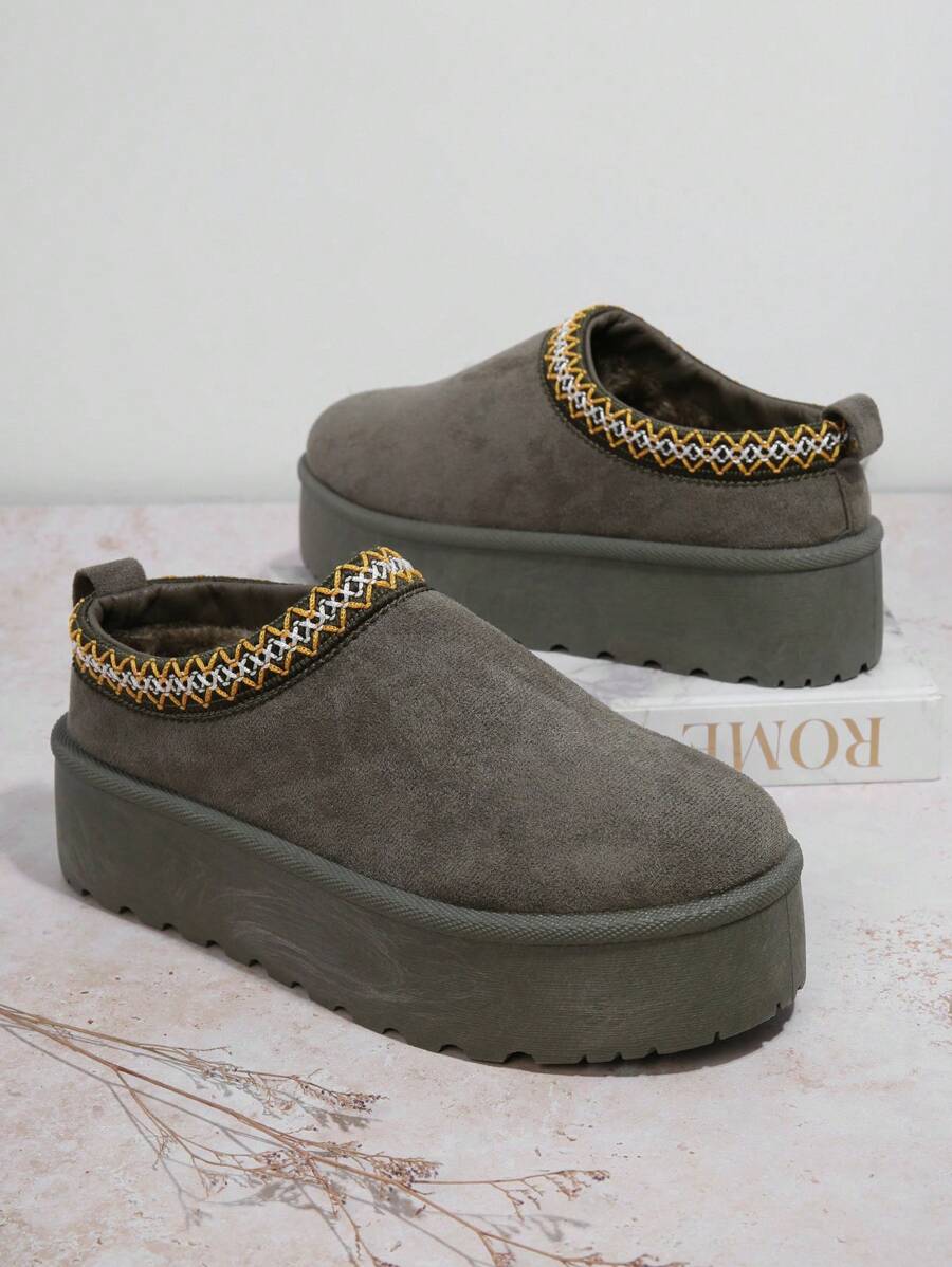 Solezae Women's Faux Suede Round Toe Slip On Fluffy Flatform Slippers Mother's Day Present For Christmas Valentine's Day Mensa