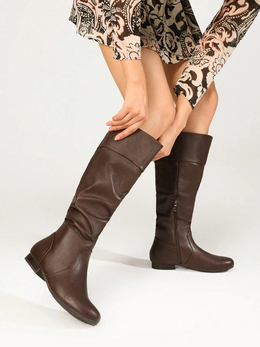 Women's  Black Knee High Pull On Winter Weather Black Boots Elegant & Fashionable Classic Slouchy Warm Gift  Boots Mensa