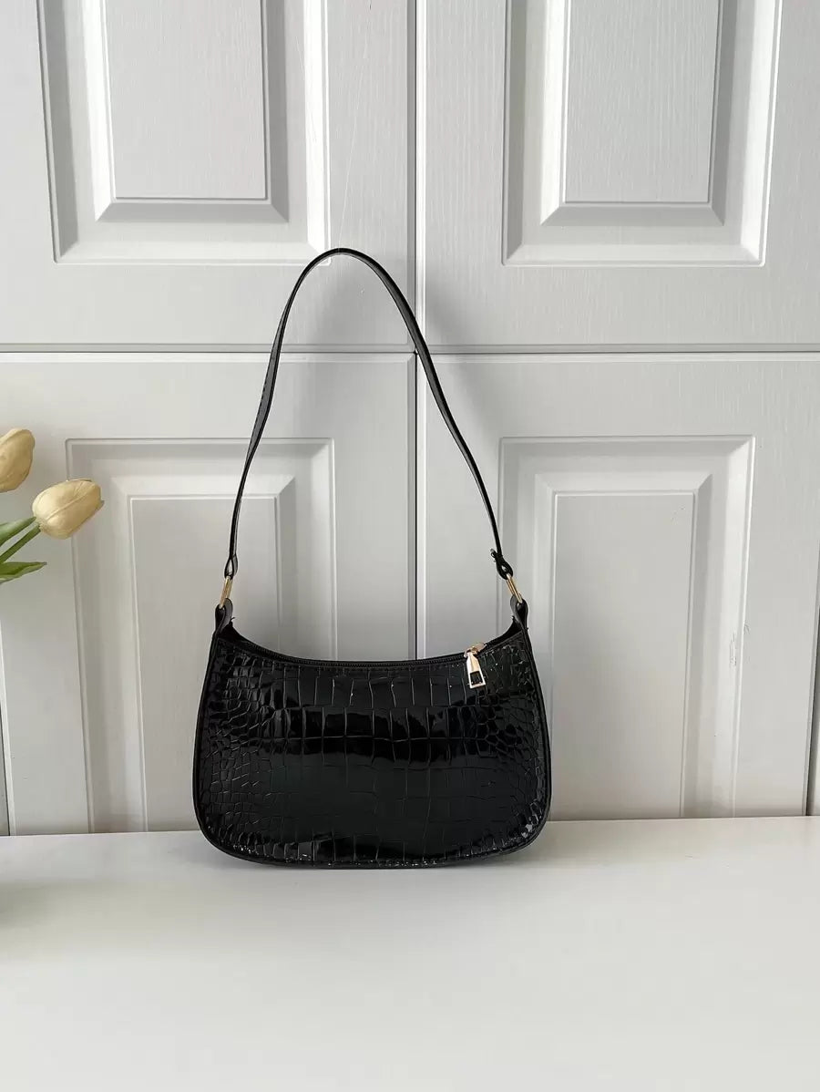 Women's Curved Shoulder Bag, Small Faux Leather Underarm Purse for Everyday and Evening
