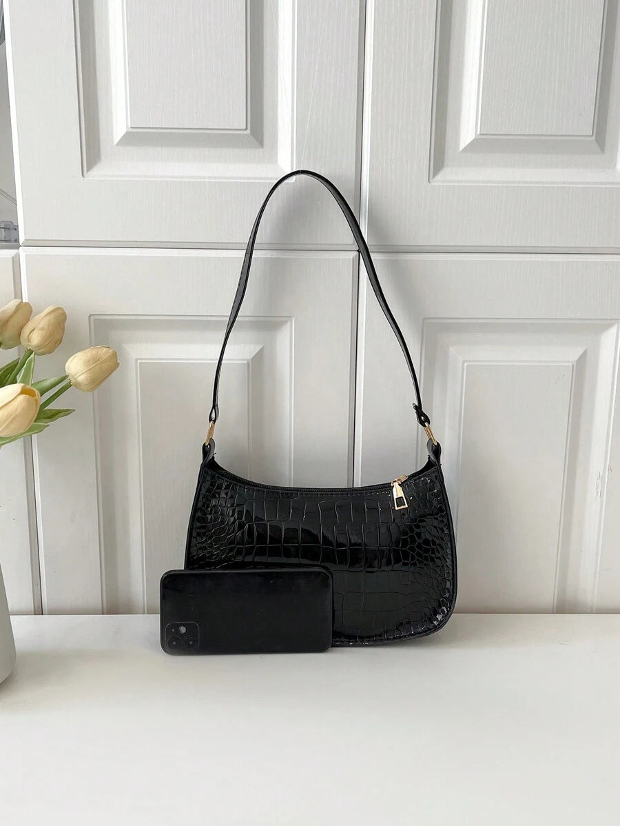 Women's Curved Shoulder Bag, Small Faux Leather Underarm Purse for Everyday and Evening