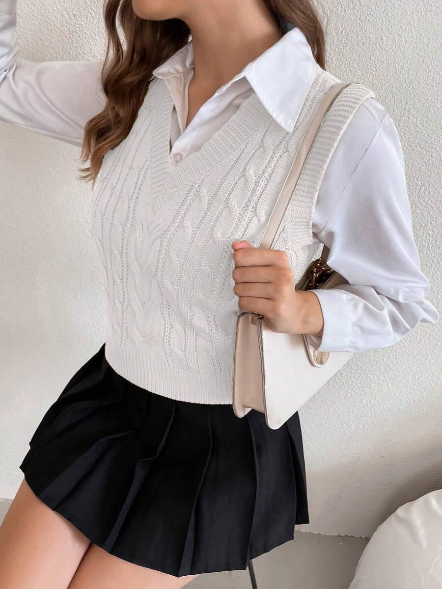 Winifred Classic Cable Knit V-Neck Sleeveless Sweater Vest - White