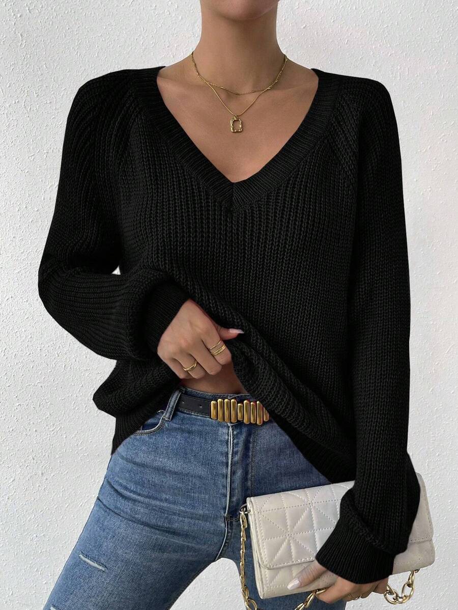 Aarhus V Neck Raglan Sleeve Ribbed Knit Sweater - Black