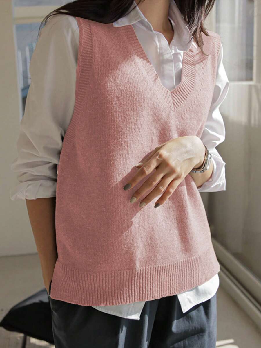 Women's V-Neck Knit Sweater Vest, Sleeveless Layering Top for Fall Work Casual - Khaki