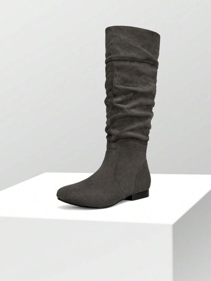 Women's  Black Knee High Pull On Winter Weather Black Boots Elegant & Fashionable Classic Slouchy Warm Gift  Boots Mensa
