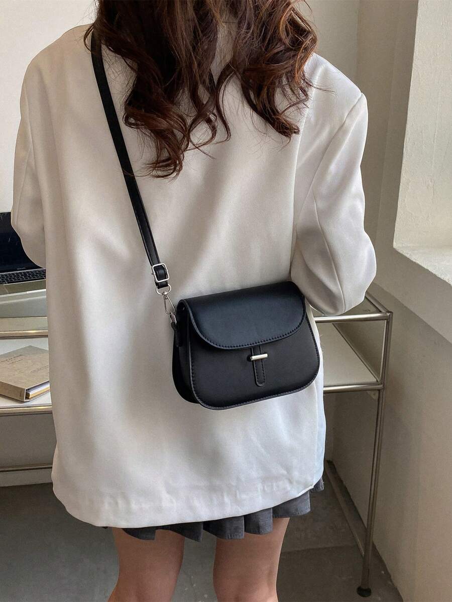 Women's Small Saddle Crossbody Bag, Faux Leather Flap Shoulder Purse with Adjustable Strap