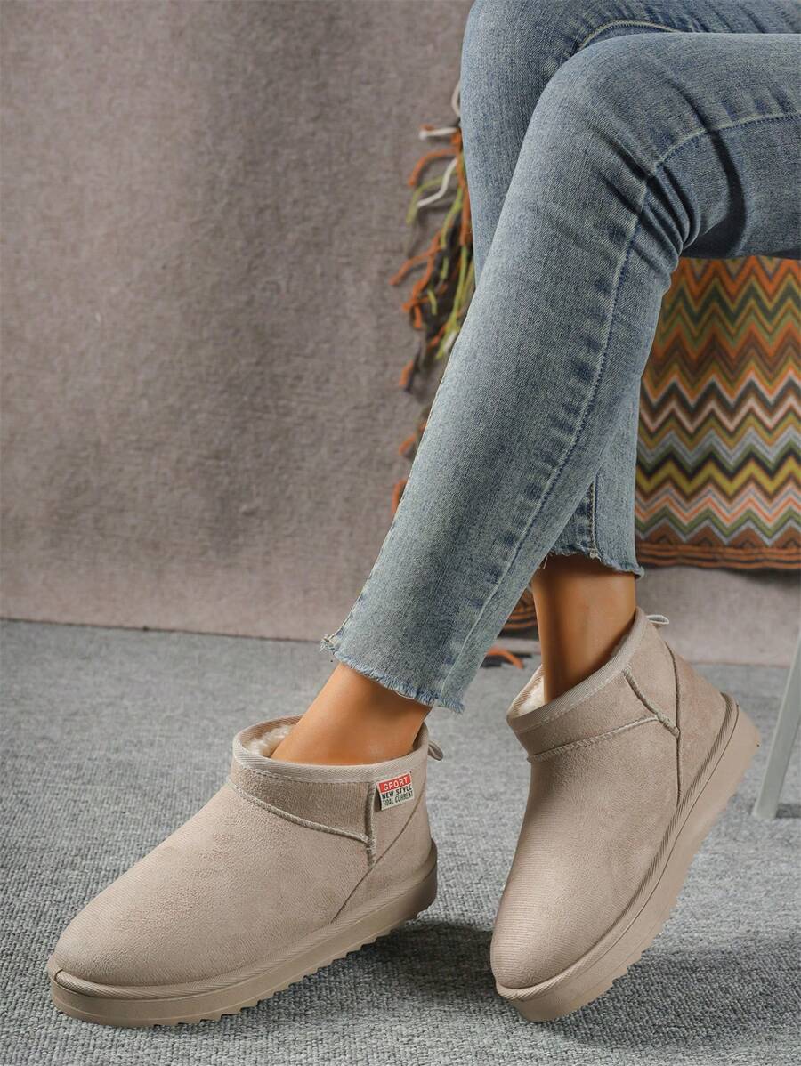 Solid Color Snow Boots For Women, Plush Lining Chelsea One-Piece Short Tube Slip-On Fashion Winter Winter Shoes Ankle Boots Mensa