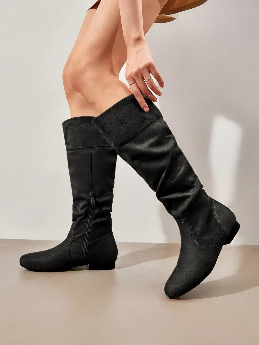 Women's  Black Knee High Pull On Winter Weather Black Boots Elegant & Fashionable Classic Slouchy Warm Gift  Boots Mensa
