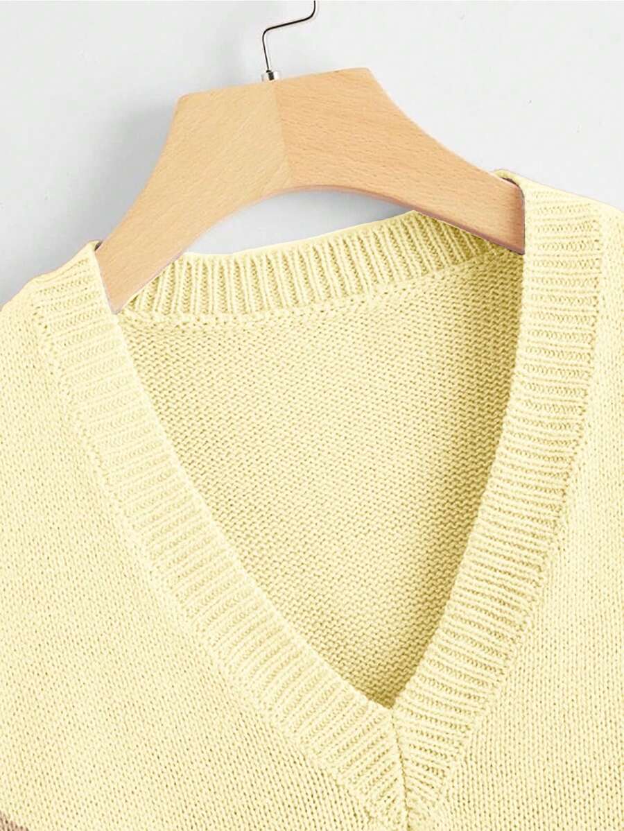 Marisa Fine Knit V-Neck Sleeveless Sweater Vest - Black