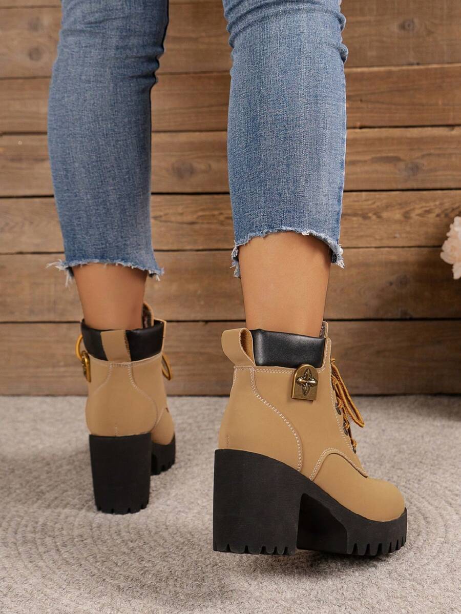 2024 New Stylish Mid-Heel Anti-Slip Boots, Korean Version Lightweight Warm Boots For Women, Autumn/Winter Mensa