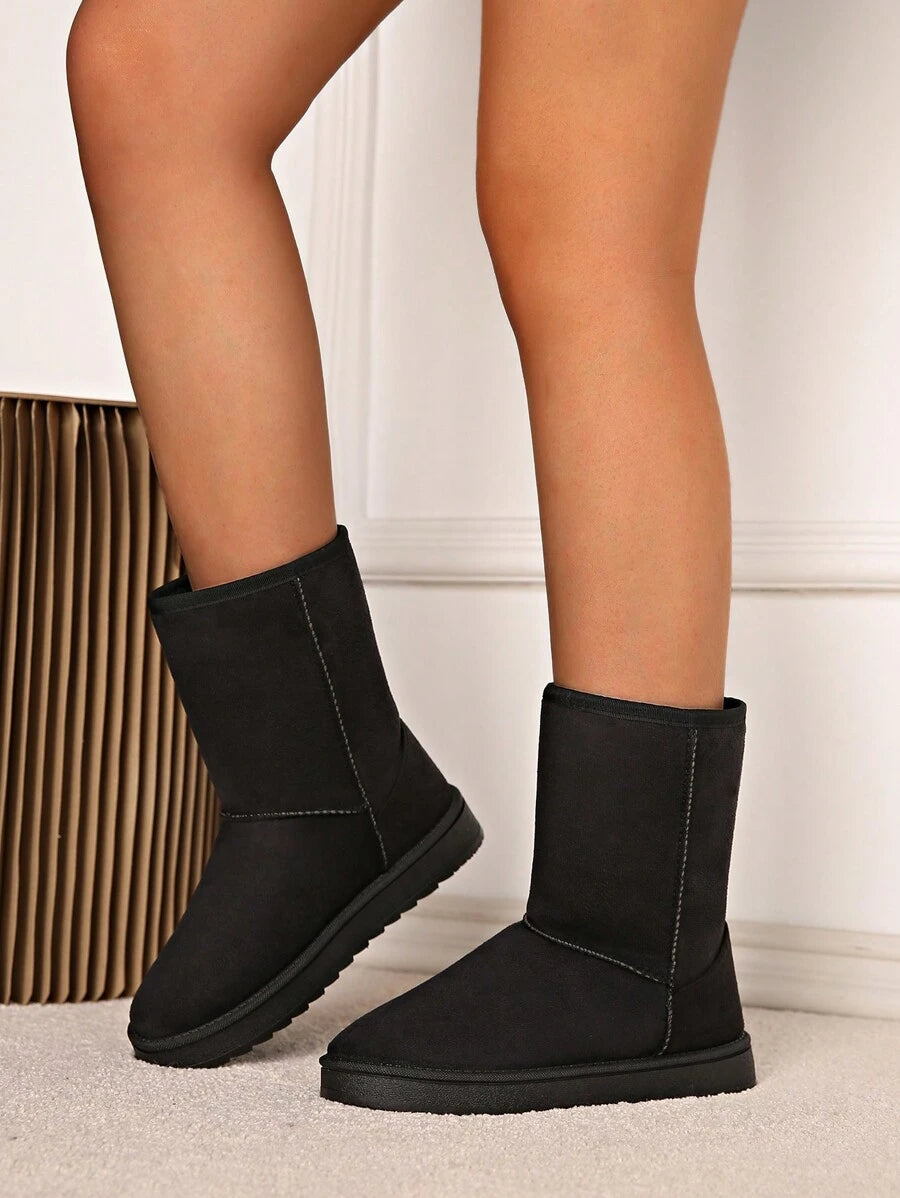 Latest Winter Snow Fashionable Mid-Calf Warm Women Boots, Fur, Party Mensa