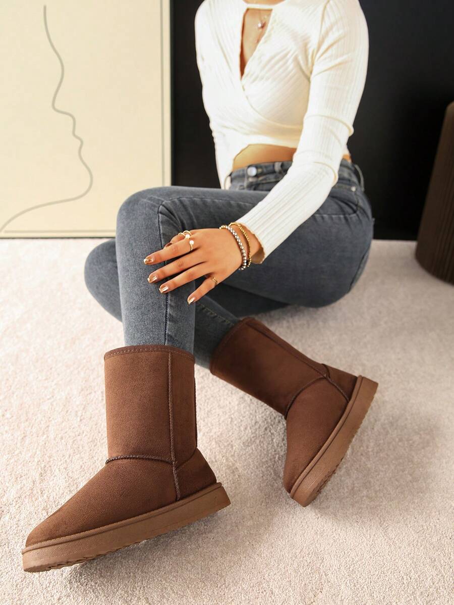 Latest Winter Snow Fashionable Mid-Calf Warm Women Boots, Fur, Party Mensa