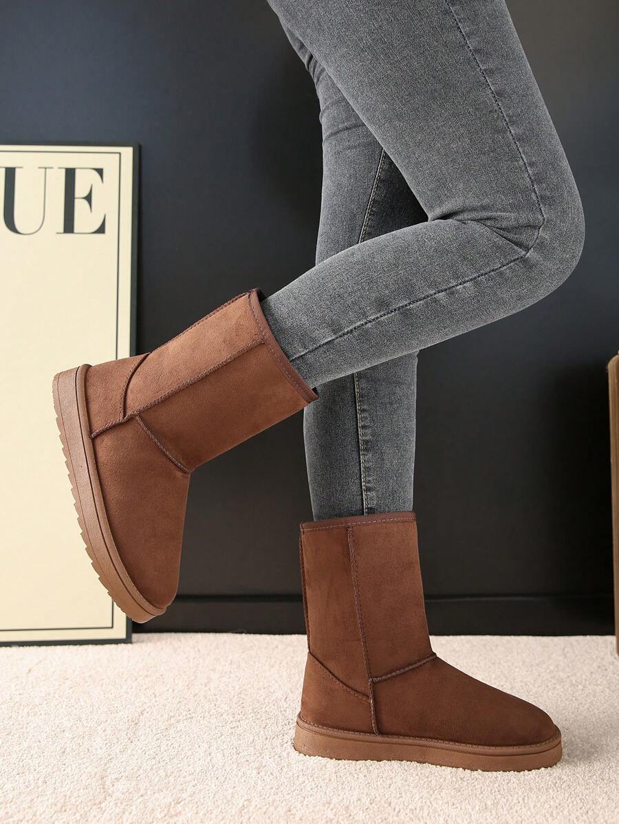 Latest Winter Snow Fashionable Mid-Calf Warm Women Boots, Fur, Party Mensa