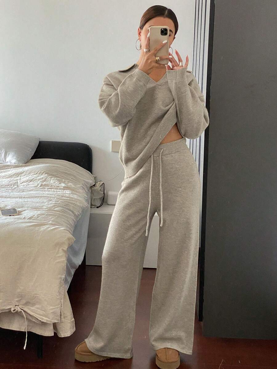 Women's Collared Knit Sweater and Wide Leg Pants Set, Two Piece Matching Outfit for Fall - Black