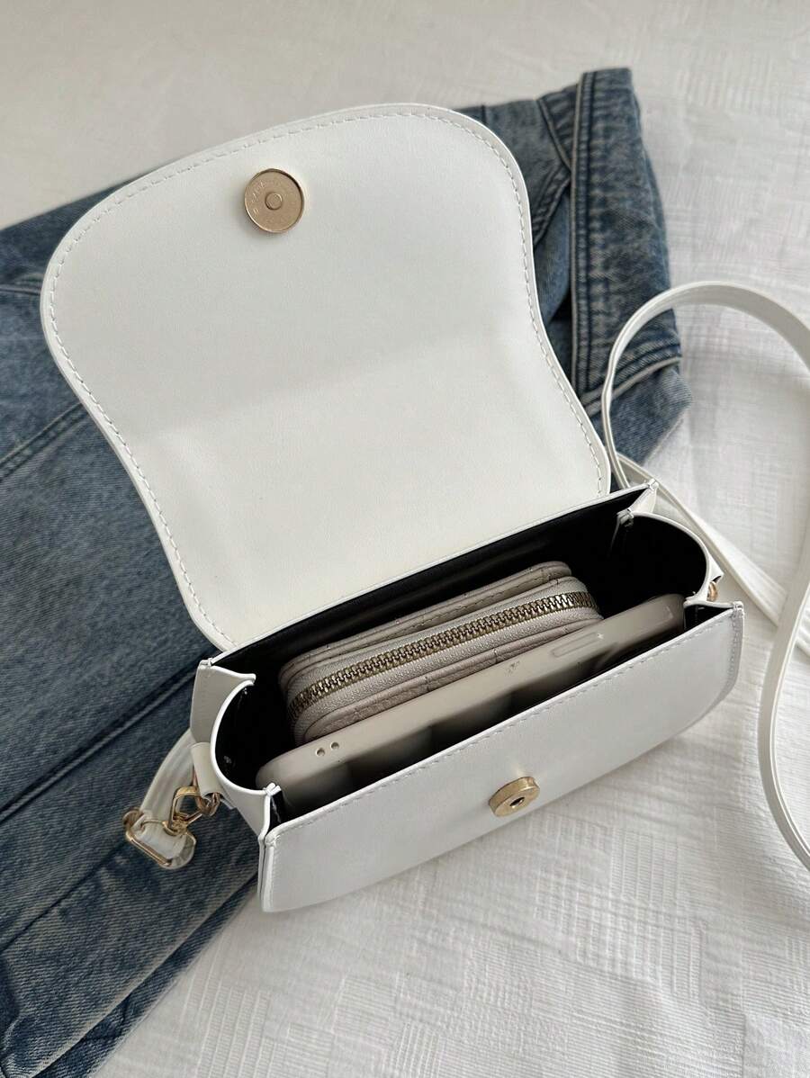 Women's Small Saddle Crossbody Bag, Faux Leather Flap Shoulder Purse with Adjustable Strap