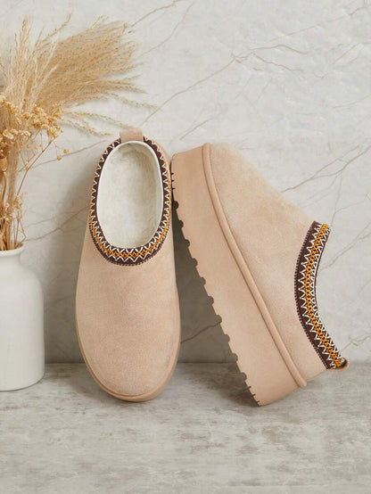Solezae Women's Faux Suede Round Toe Slip On Fluffy Flatform Slippers Mother's Day Present For Christmas Valentine's Day Mensa