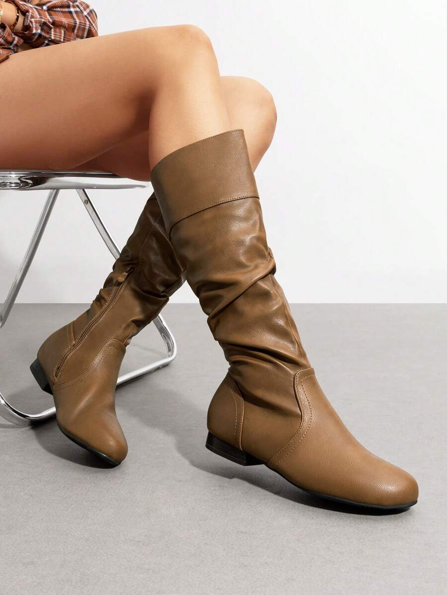 Women's  Black Knee High Pull On Winter Weather Black Boots Elegant & Fashionable Classic Slouchy Warm Gift  Boots Mensa