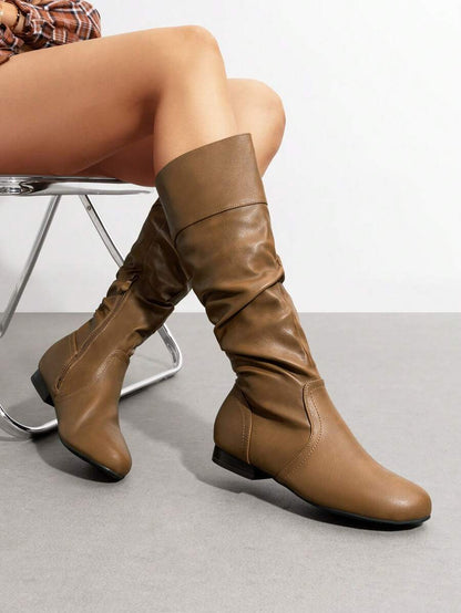 Women's  Black Knee High Pull On Winter Weather Black Boots Elegant & Fashionable Classic Slouchy Warm Gift  Boots Mensa