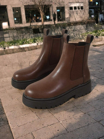 Women's Thick Sole Thermal Lined Boots, Fashionable & Versatile Black Patent Faux Leather Chelsea Ankle Boots, Black Utility Boots For Spring, Autumn & Winter. Suitable For Daily Wear, Parties, Weddings, Paired With Jeans, Dresses, Skirts, Leather, Sweate Mensa