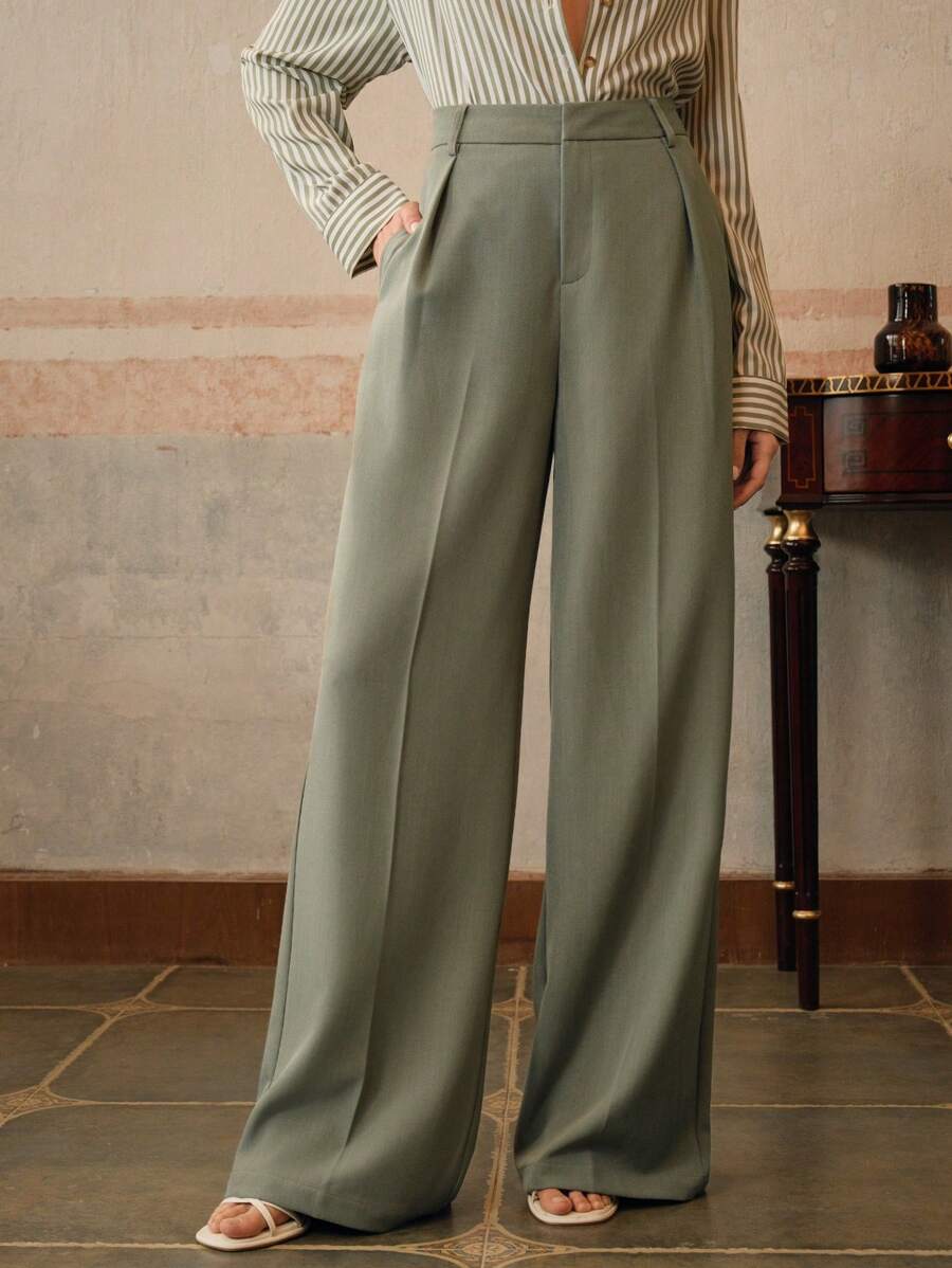 Tatiana Pleated High Waist Wide Leg Trousers with Pockets - Burgundy
