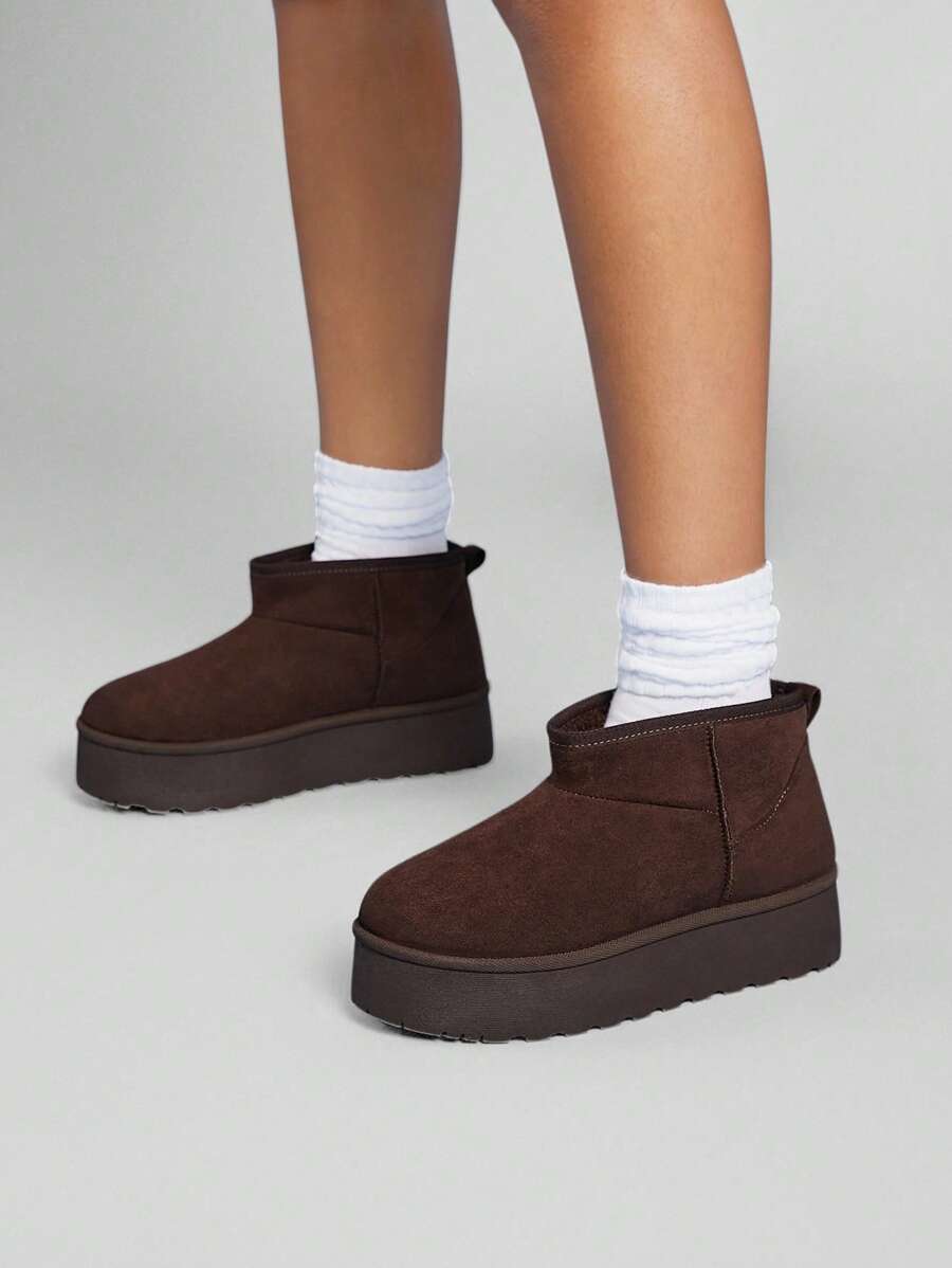 Solezae Women's Versatile Faux Suede Slip On Lug Sole Ankle Booties For Warm Mother's Day Present For Christmas Mensa