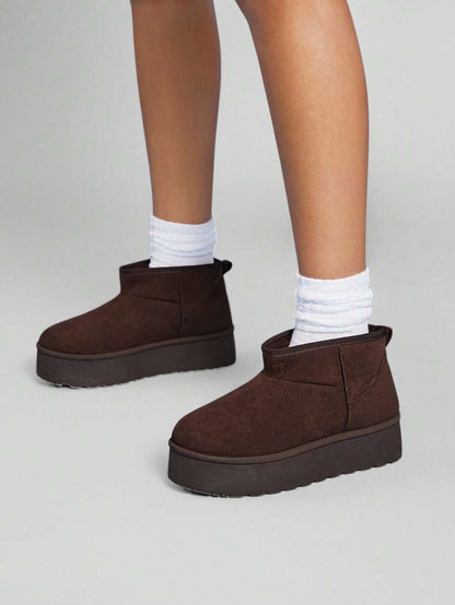 Solezae Women's Versatile Faux Suede Slip On Lug Sole Ankle Booties For Warm Mother's Day Present For Christmas Mensa