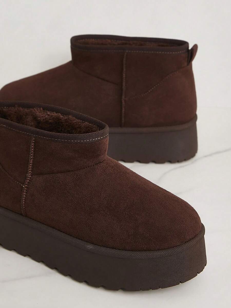 Solezae Women's Versatile Faux Suede Slip On Lug Sole Ankle Booties For Warm Mother's Day Present For Christmas Mensa