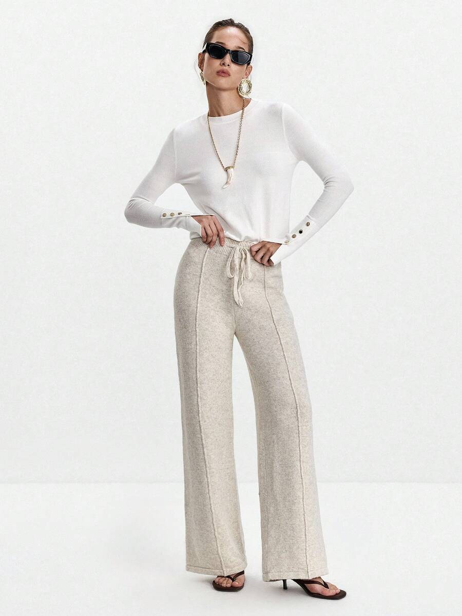 Women's Fine Knit Sweater with Button Cuffs, Lightweight Pullover for Fall Work Casual - Beige