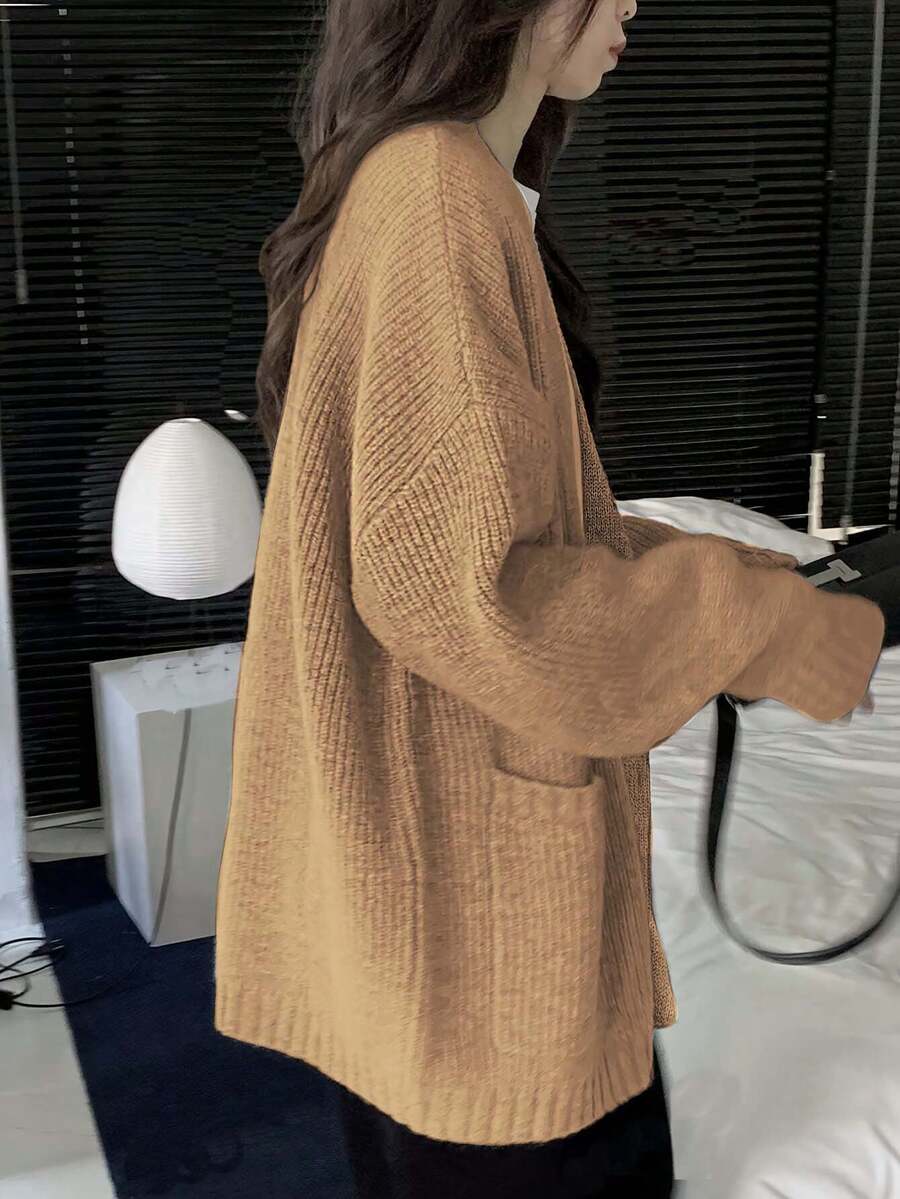 Bettina Oversized Chunky Cardigan with V Neck and Pockets - Camel