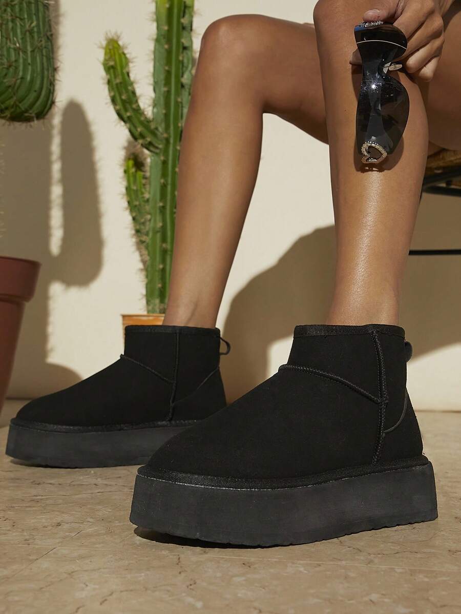 Solezae Women's Versatile Faux Suede Slip On Lug Sole Ankle Booties For Warm Mother's Day Present For Christmas Mensa