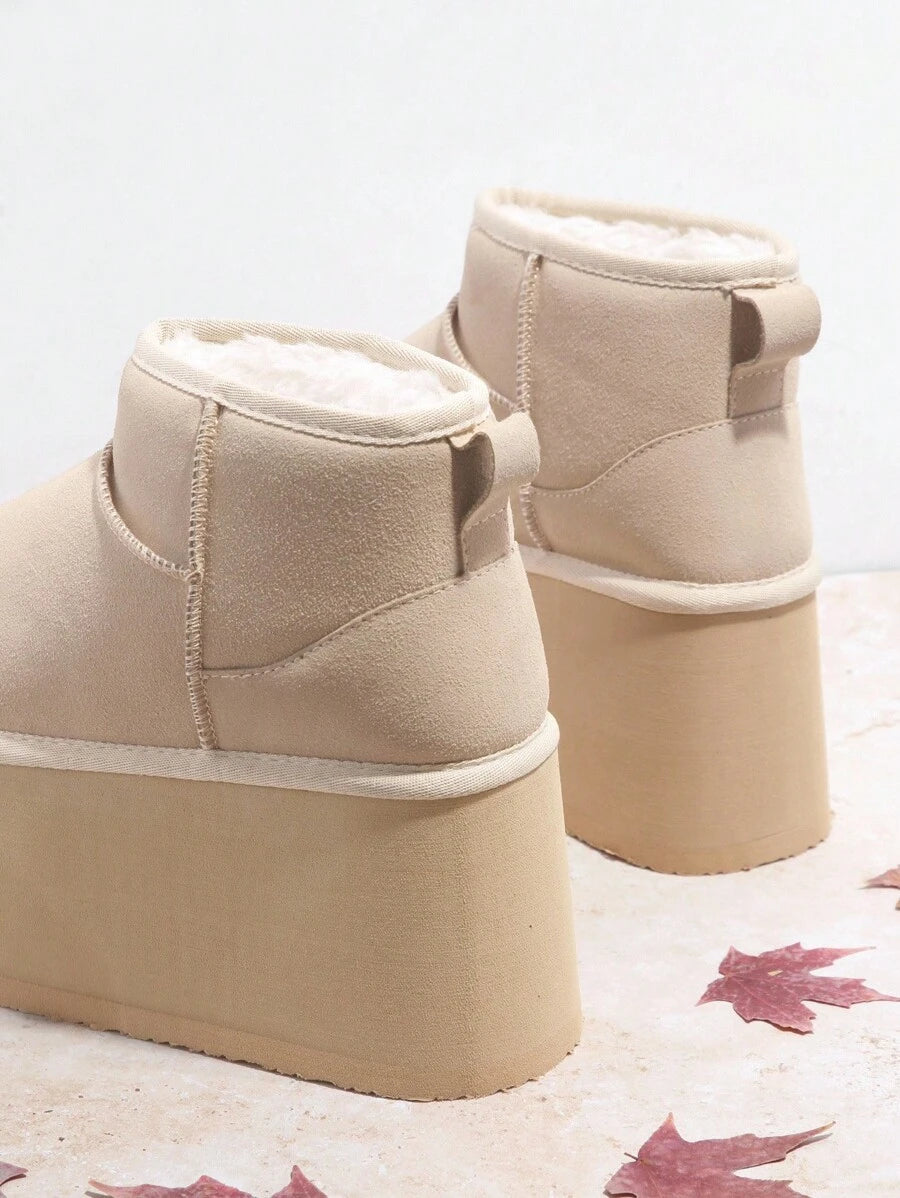 Solezae Women's Versatile Faux Suede Slip On Lug Sole Ankle Booties For Warm Mother's Day Present For Christmas Mensa
