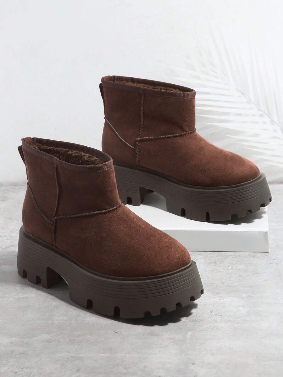 Solezae Women's Versatile Faux Suede Slip On Lug Sole Ankle Booties For Warm Mother's Day Present For Christmas Mensa