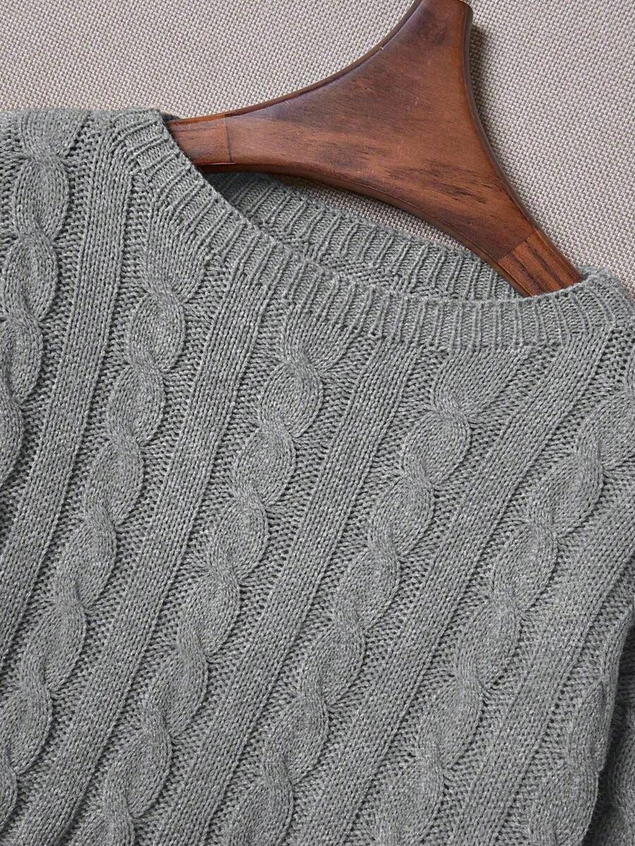 Oriana Cropped Cable Knit Sweater with Crew Neck - Grey