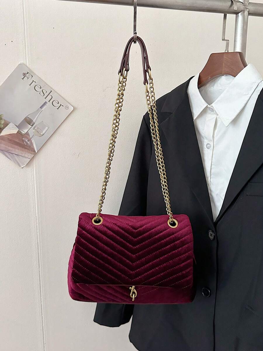 Annecy Chevron Quilted Chain Strap Crossbody Bag