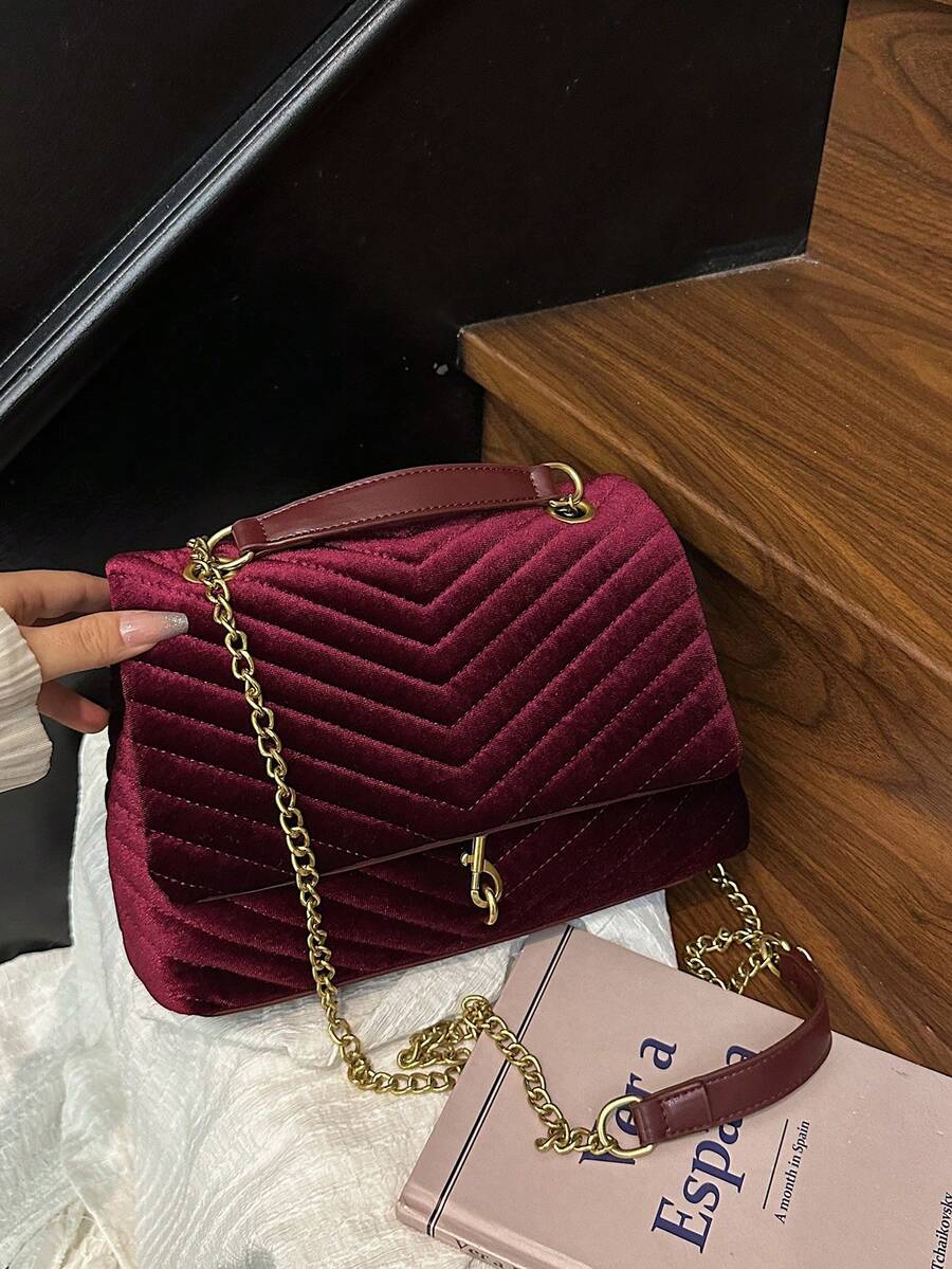 Annecy Chevron Quilted Chain Strap Crossbody Bag